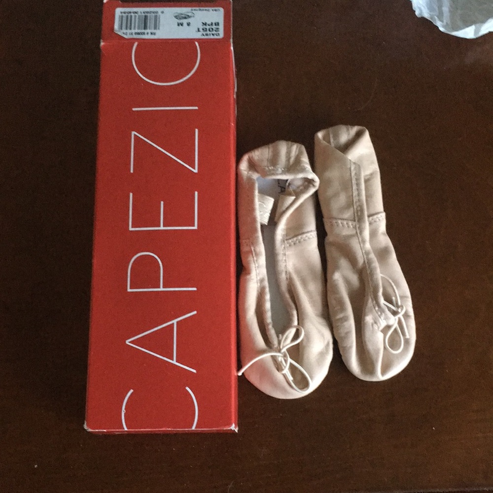 Capezio ballet slippers new in box